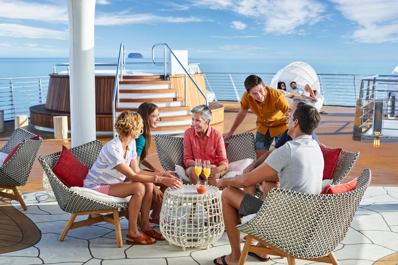 How to Plan an Amazing Family Reunion Cruise | Celebrity Cruises